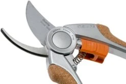 Fiskars Quantum Bypass Pruning Shears, Right-handed -Best Outdoor Equipment F1001434 03 fiskars quantum
