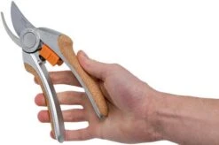 Fiskars Quantum Bypass Pruning Shears, Right-handed -Best Outdoor Equipment F1001434 04 fiskars quantum