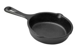 Lodge Mini Cast Iron Skillet, Diameter 8.8 Cm, Mini Frying Pan -Best Outdoor Equipment LG L MS3 03 lodge 1