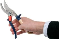 Opinel Slate Pruning Shears Blue -Best Outdoor Equipment OP001627 05 opinel